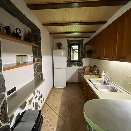 Skelia イン ヴォロサンカ